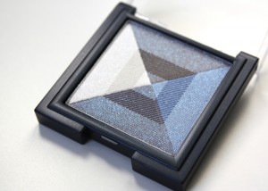 Marcelle Graphic es - Dimensional Blue A