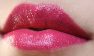 theNotice - The perfect fuchsia lip: Marcelle Cleopatra - theNotice