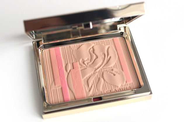 Clarins face powder review - Palette Eclat