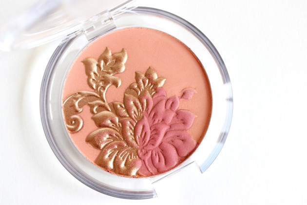 Essence It's Popul-Art red blush uncovered