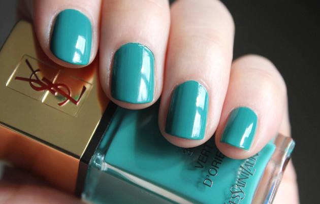 YSL Vert d'Orient La Laque Couture swatch