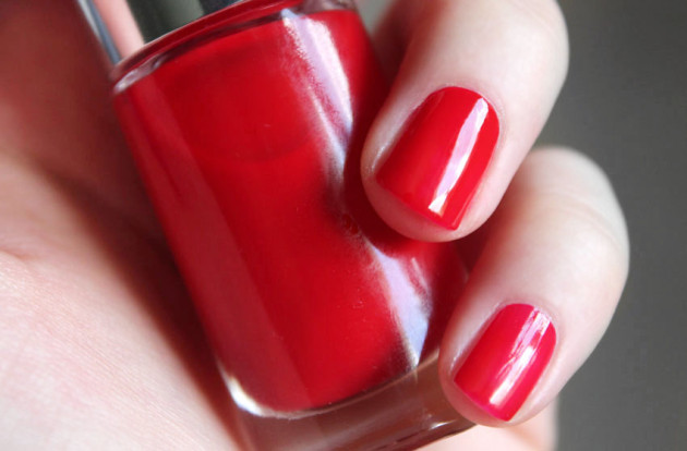 Clinique Red Red Red swatch A Different Nail Enamel