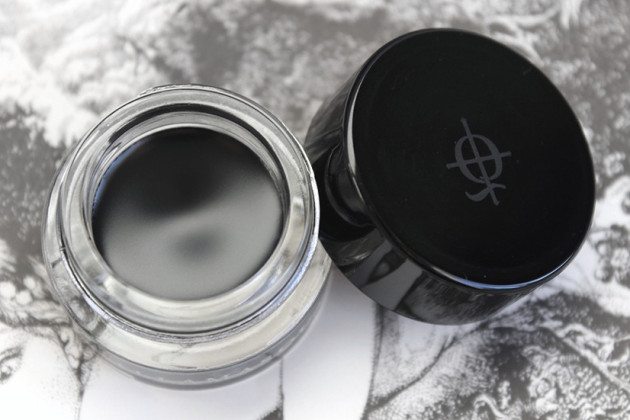 Illamasqua Precision Gel Liner Infinity review