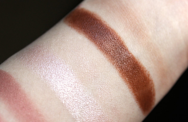 Clinique Chubby Stick Contouring swatches review