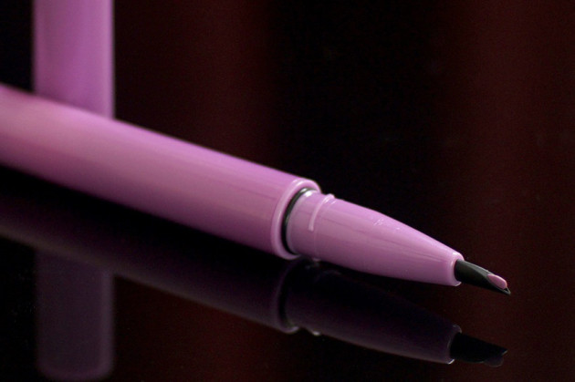 Smashbox Lilac gel eyeliner pen review