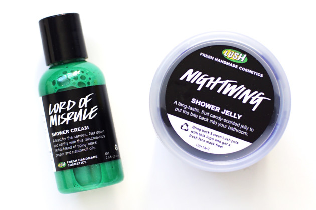 LUSH Halloween 2015 review bat heebie jeebie