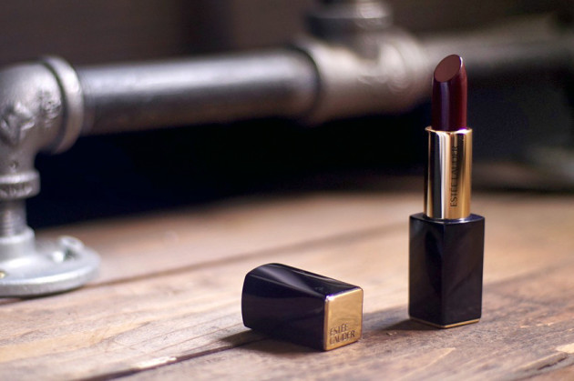 Estee Lauder Pure Color Envy lipstick Commanding review swatches