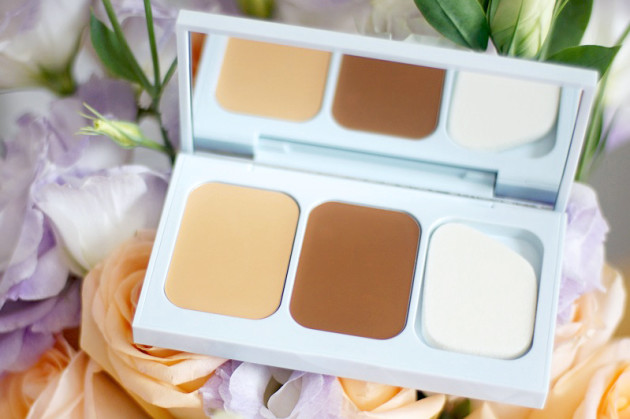 Estee Lauder Sculpt Shape compact review