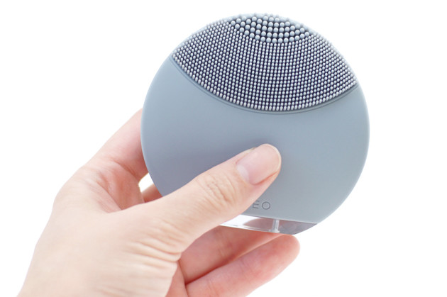 Foreo Luna review sensitive skin