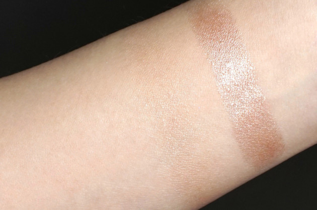 Elizabeth Arden sunset bronze highlighter swatch review