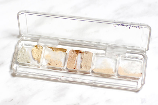 Custom color correcting foundation palette