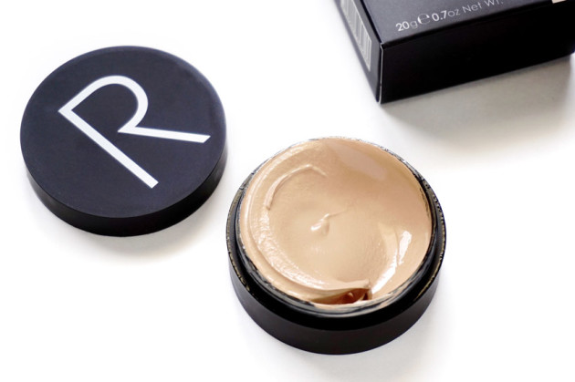 Rodial Airbrush Make-up heavy duty foundation paste review