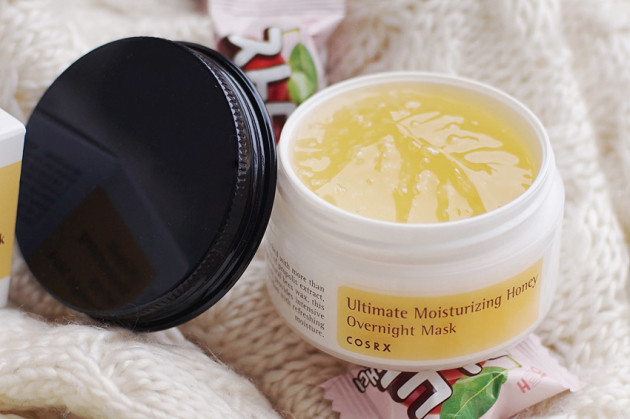 cosrx-ultimate-moisturizing-honey-overnight-mask