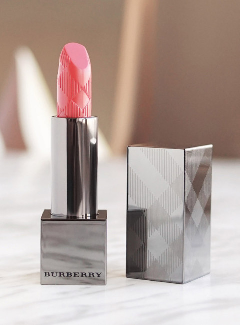Burberry kisses 37 Pink Peony swatch review