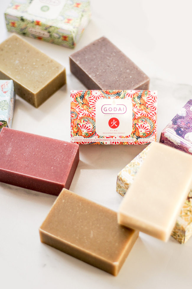 Low-waste organic soap bar review photos