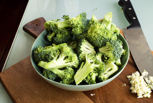 pre cut broccoli lifehack